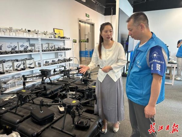 第二证券 一年能修6000架，武汉女生专攻无人机维修，在“飞友圈”走红
